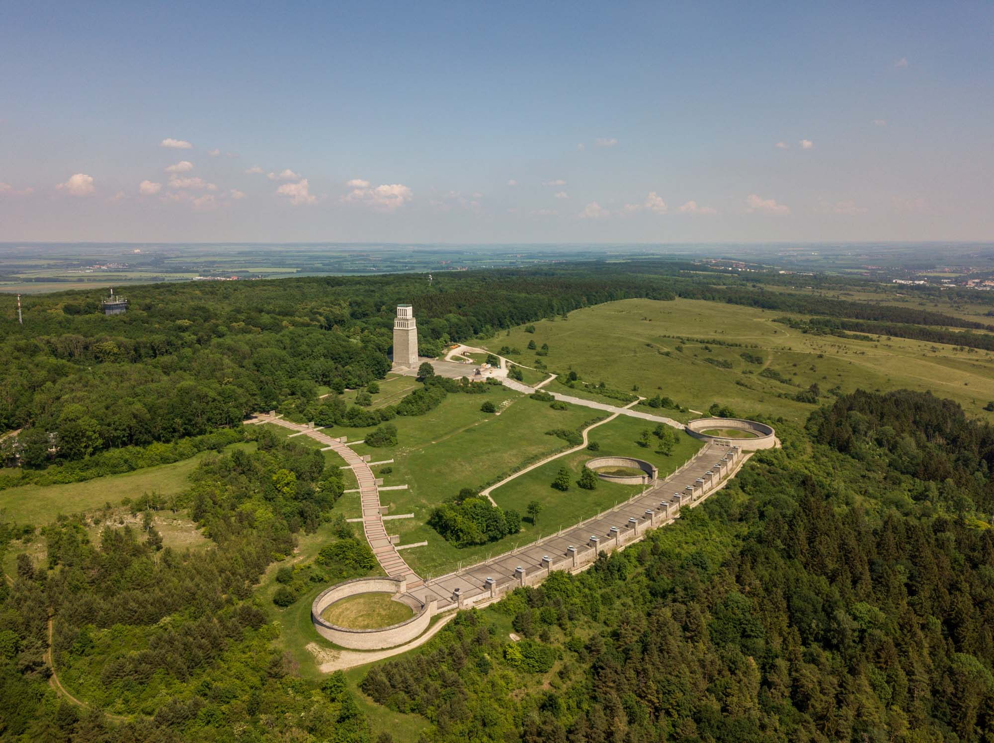 Glockenturm Buchenwald von oben